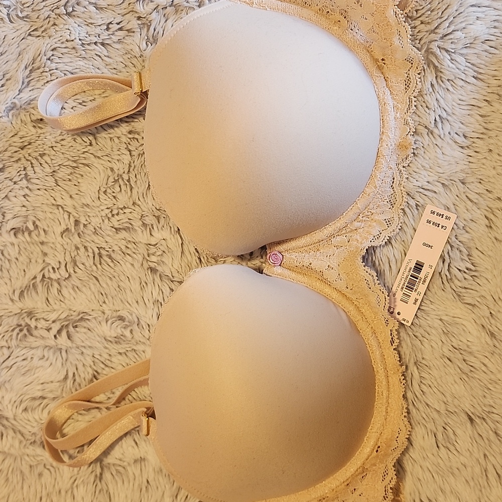Victoria's Secret Dream Angels 34DD bra